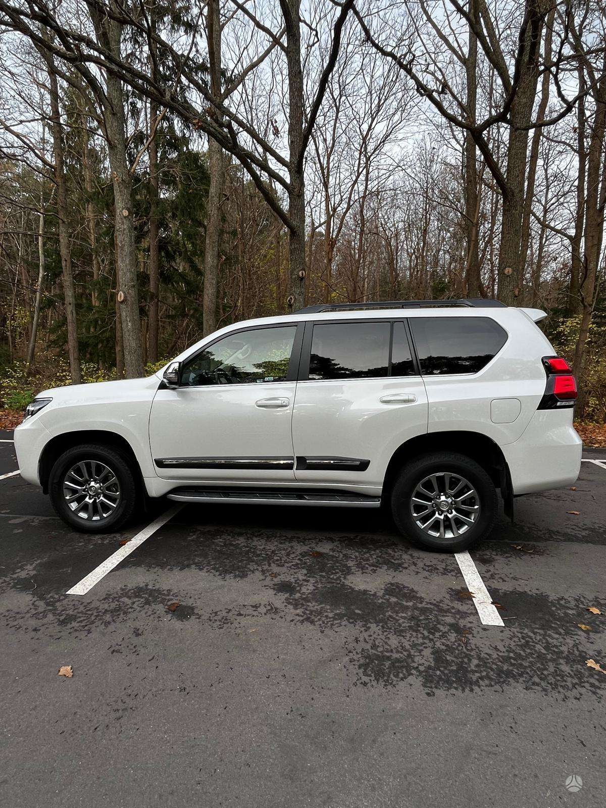 2019 Toyota Land Cruiser - used vehicle for export