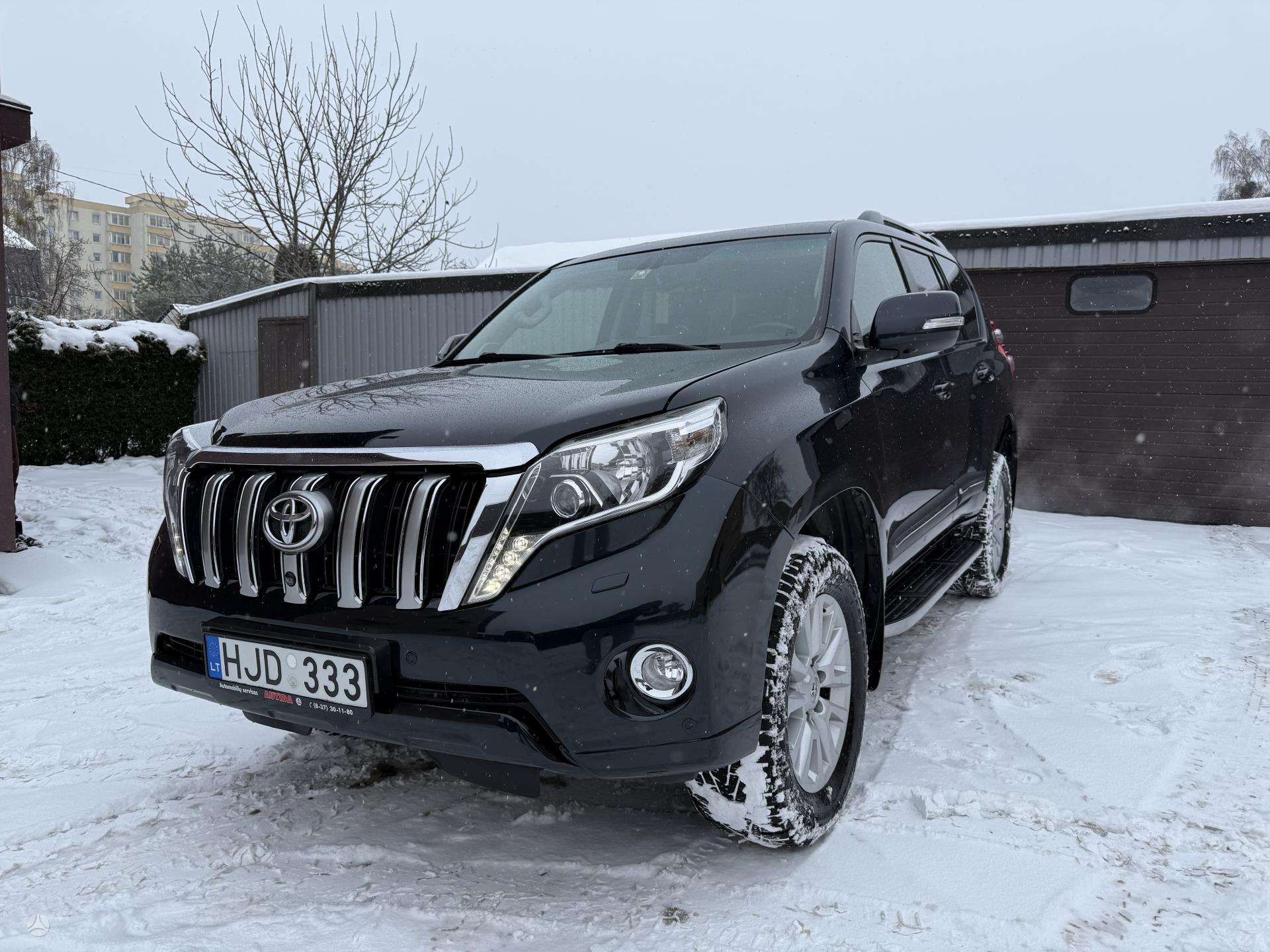 2014 Toyota Land Cruiser - used vehicle for export — photo 3 of 4