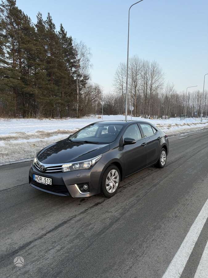 2015 Toyota Corolla - used vehicle for export — photo 1 of 4