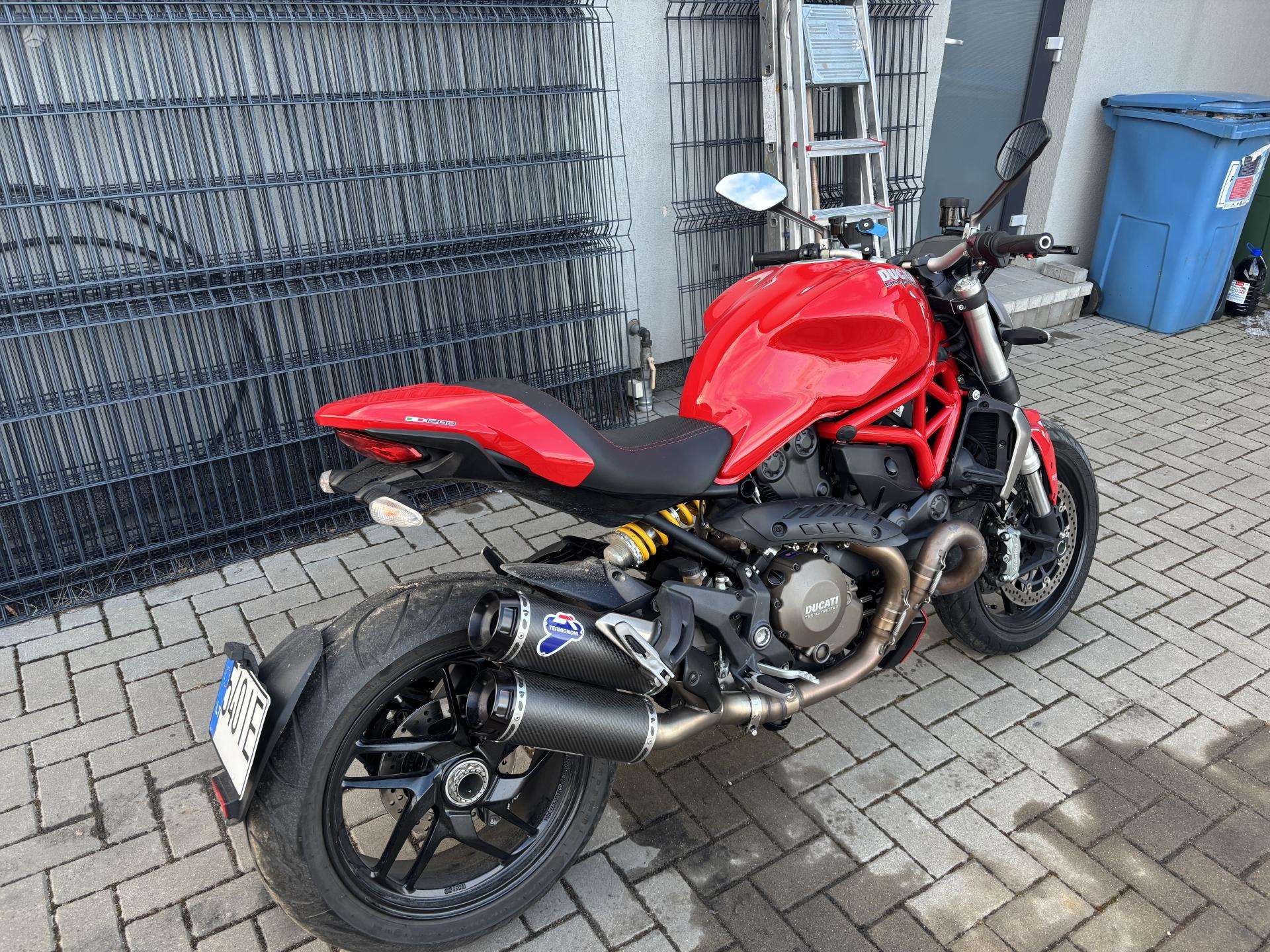 2014  Ducati Monster - used vehicle for export — photo 3 of 4