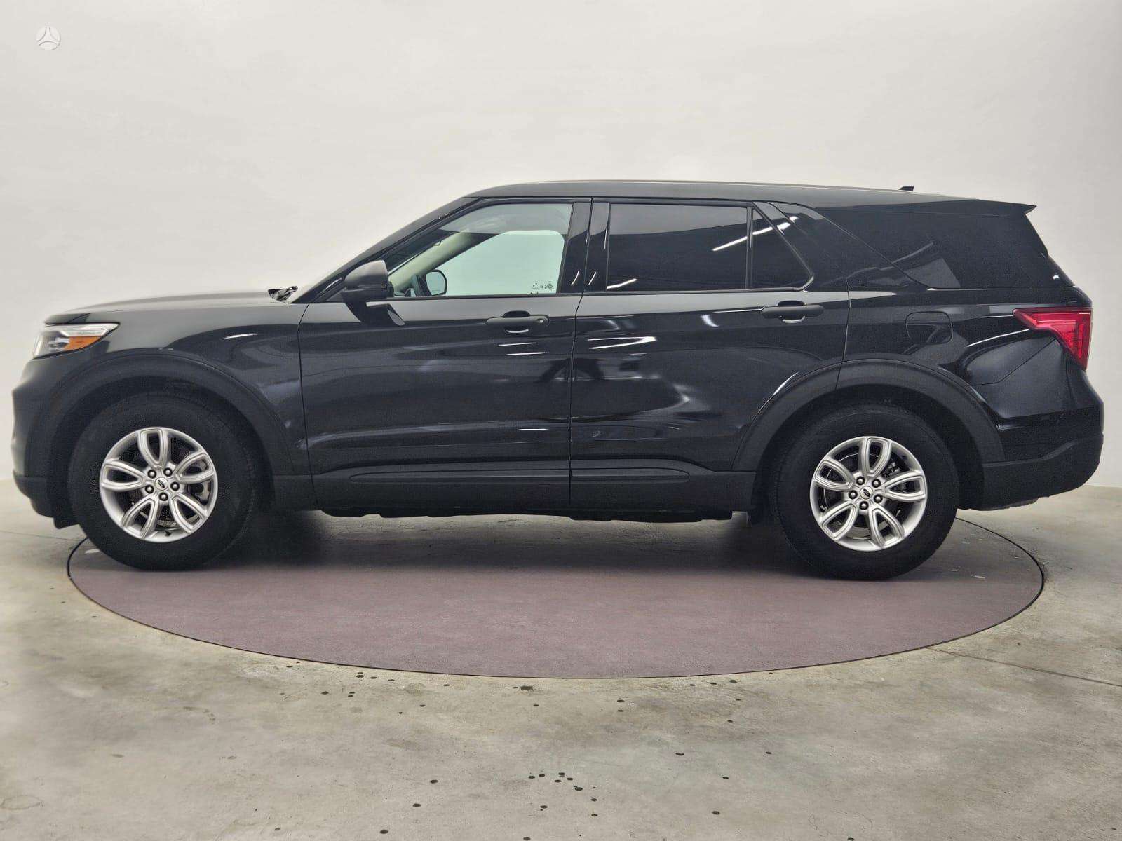 2020 Ford Explorer - used vehicle for export — photo 3 of 4