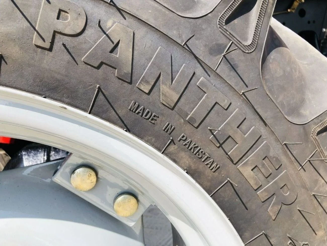 Massey Ferguson 290 4WD 2023 - tractor for export — photo 9 of 25