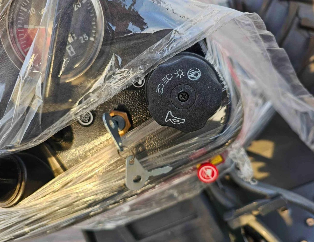 Massey Ferguson 385 TRACTOR 2025 - tractor for export — photo 13 of 16