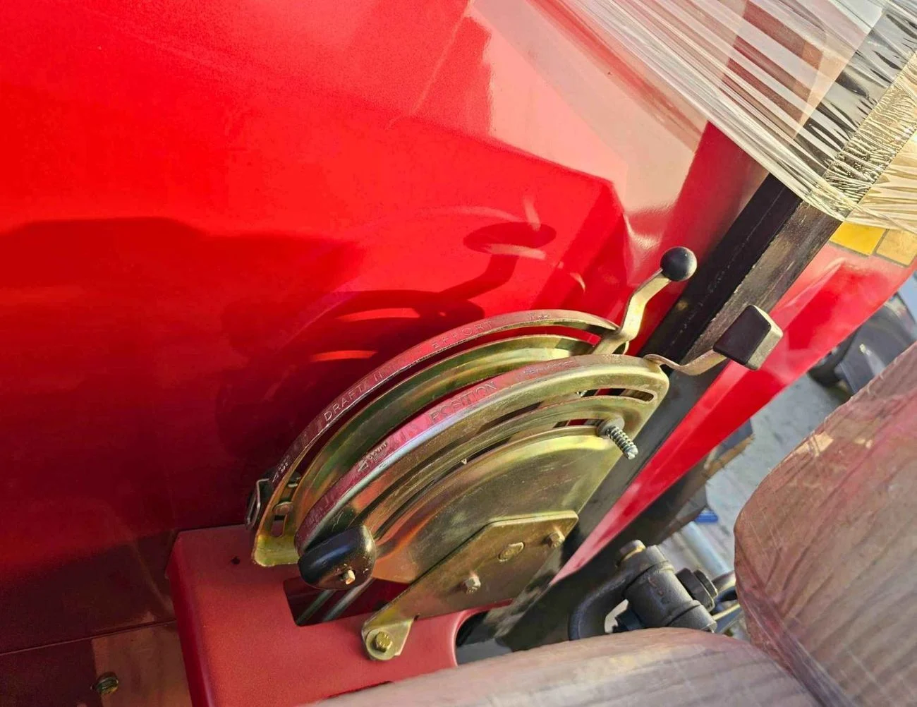 Massey Ferguson 390 TRACTOR / DIESEL / M/T / 4WD - tractor for export — photo 16 of 16