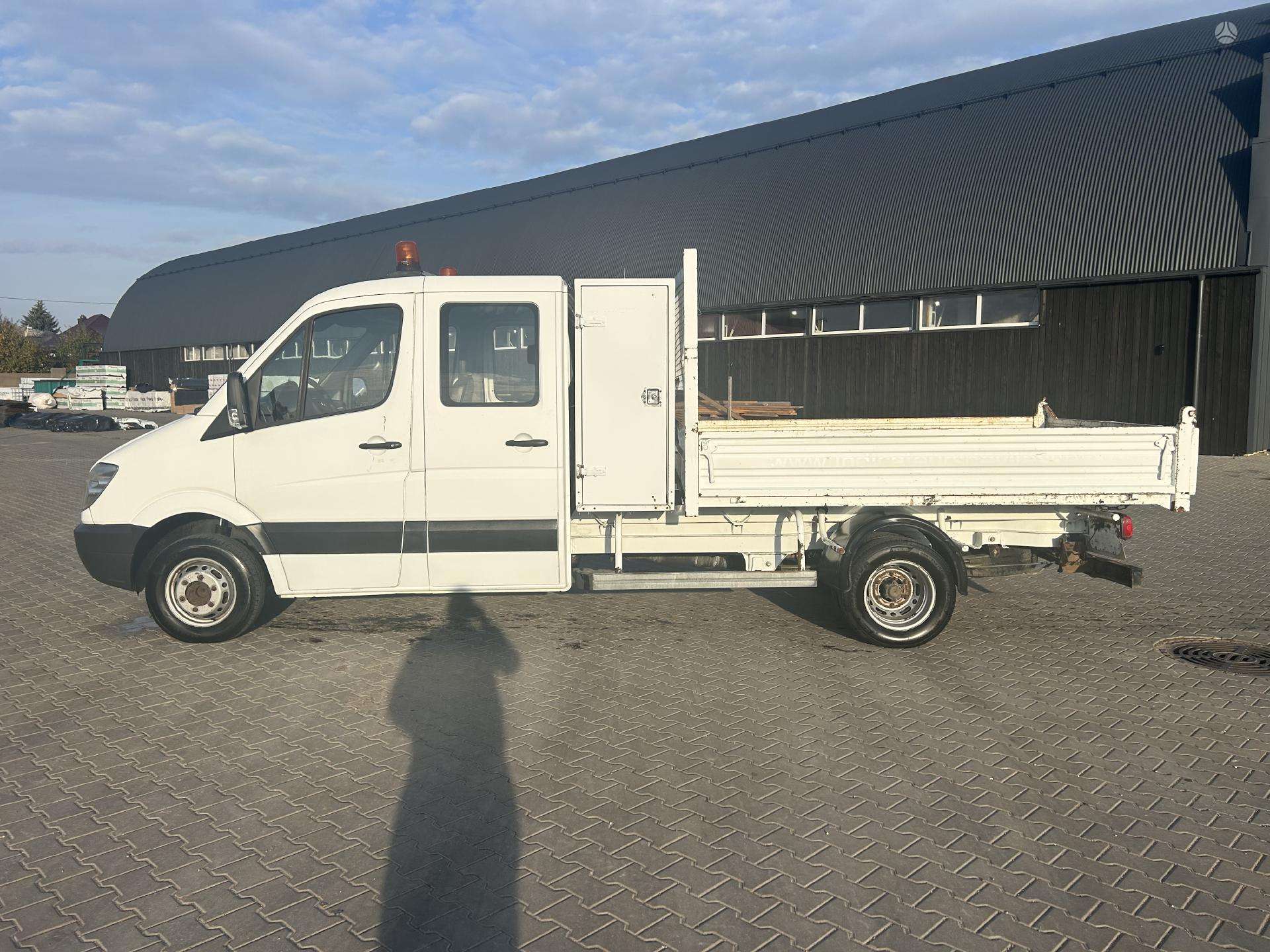 2008  Mercedes-Benz Sprinter 515cdi - used vehicle for export — photo 1 of 4