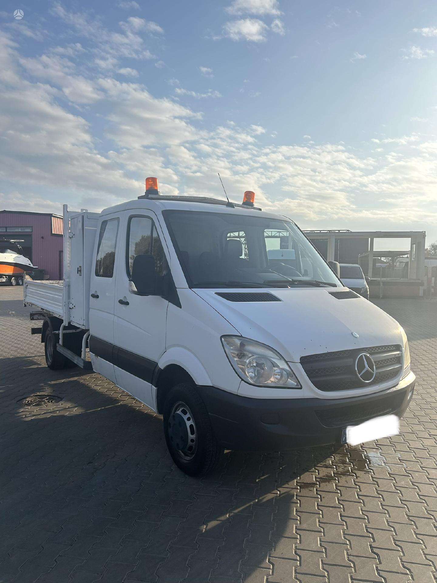 2008  Mercedes-Benz Sprinter 515cdi - used vehicle for export — photo 4 of 4