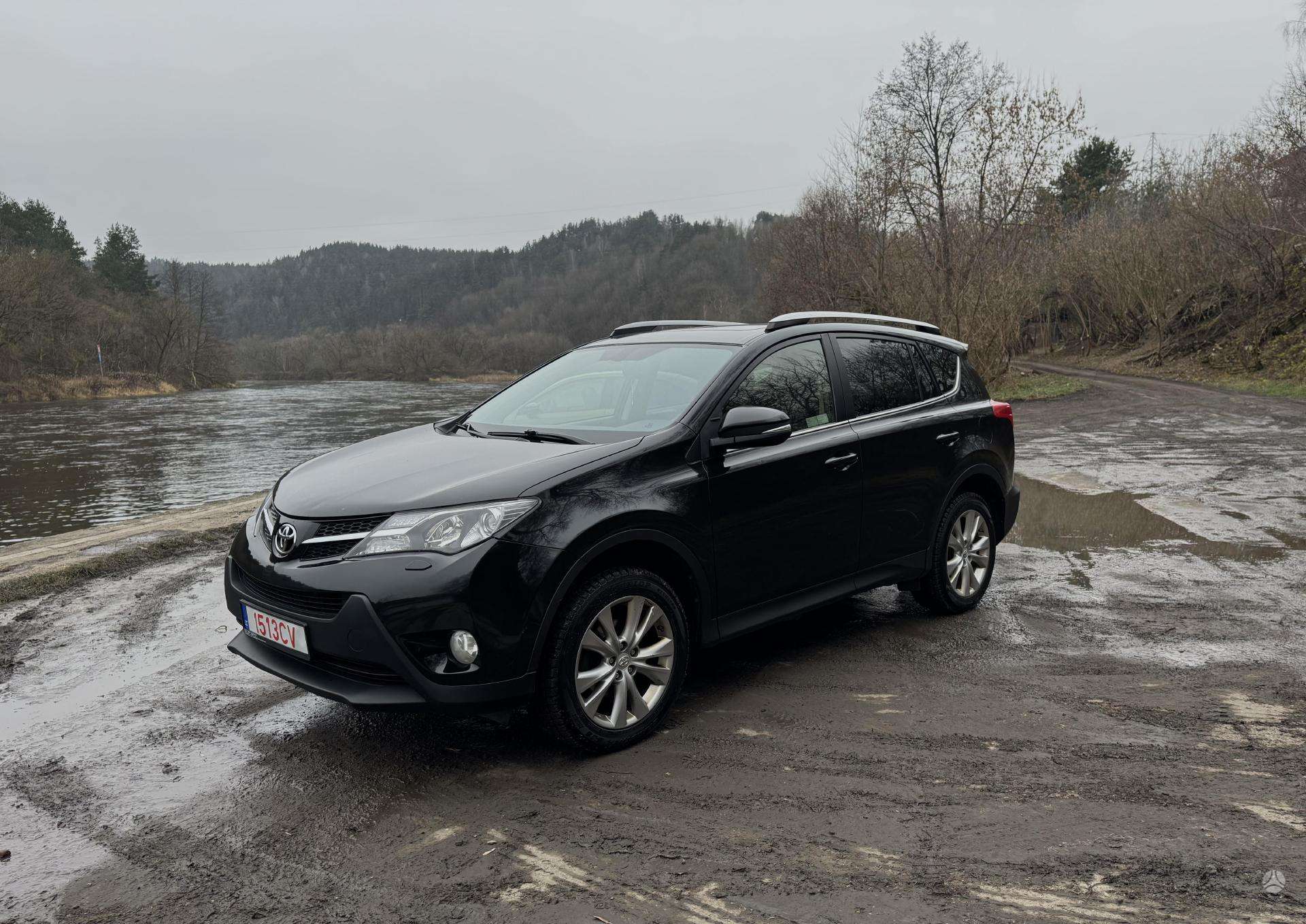 2013 Toyota RAV4 - used vehicle for export — photo 3 of 4