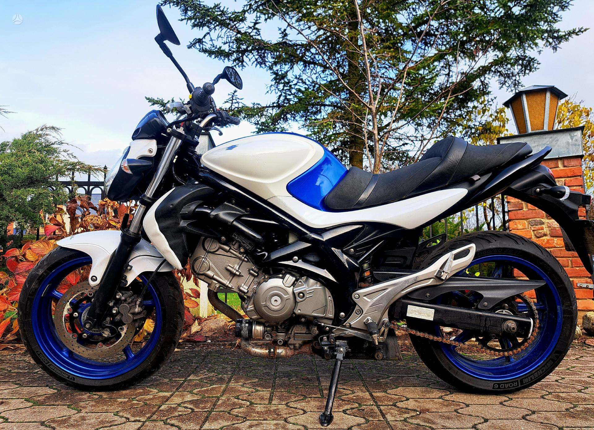 2016 Suzuki SFV (Gladius) - used vehicle for export — photo 2 of 4