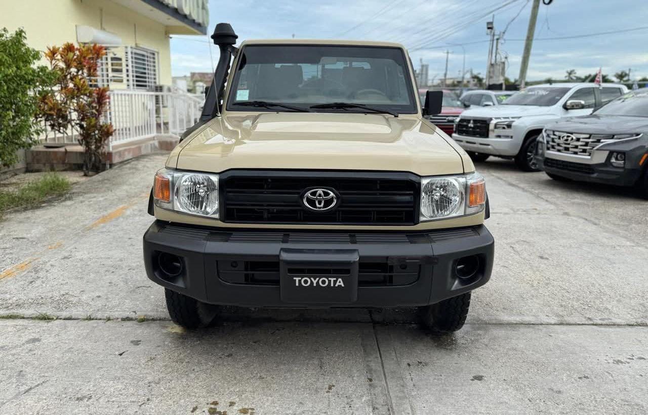 Toyota Land Cruiser Prado Pick-Up - used vehicle for export — photo 4 of 4